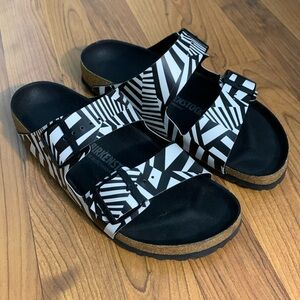 🚨LAST CHANCE!🚨 Birkenstock Arizona Birko-Flor Dazzle Camo • Size 40 / 9-9.5